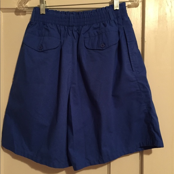 Blue elastic waist shorts - Picture 2 of 5